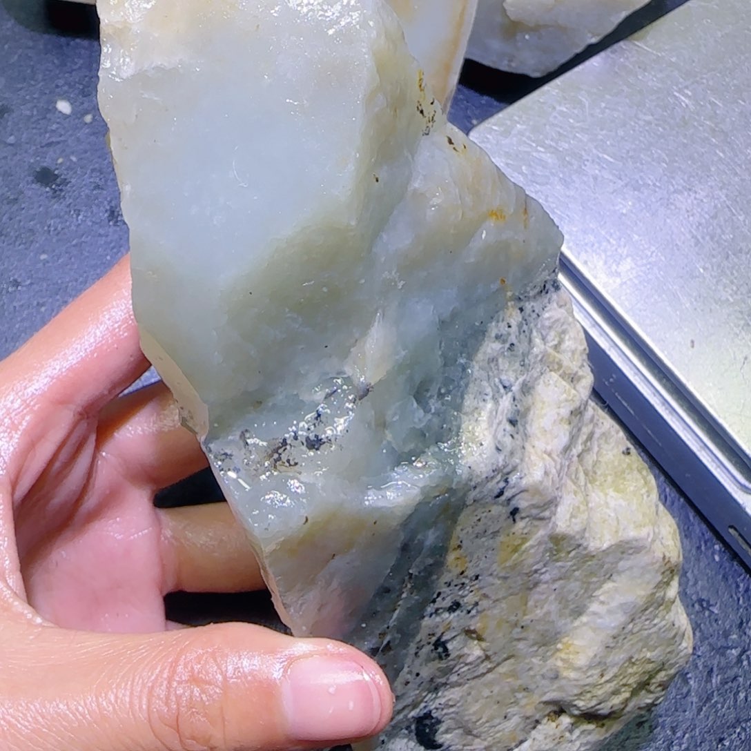 和田玉未镶嵌珠宝半成品