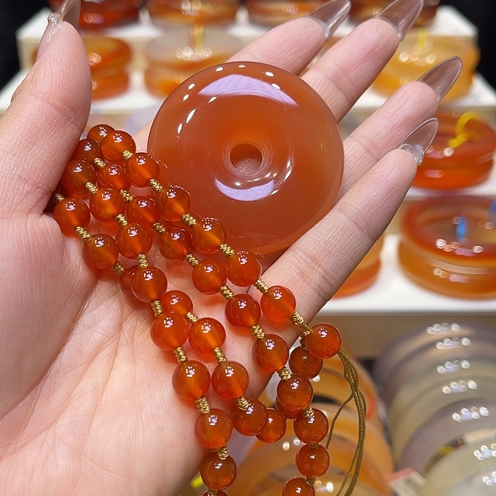 玛瑙/玉髓手镯未镶嵌