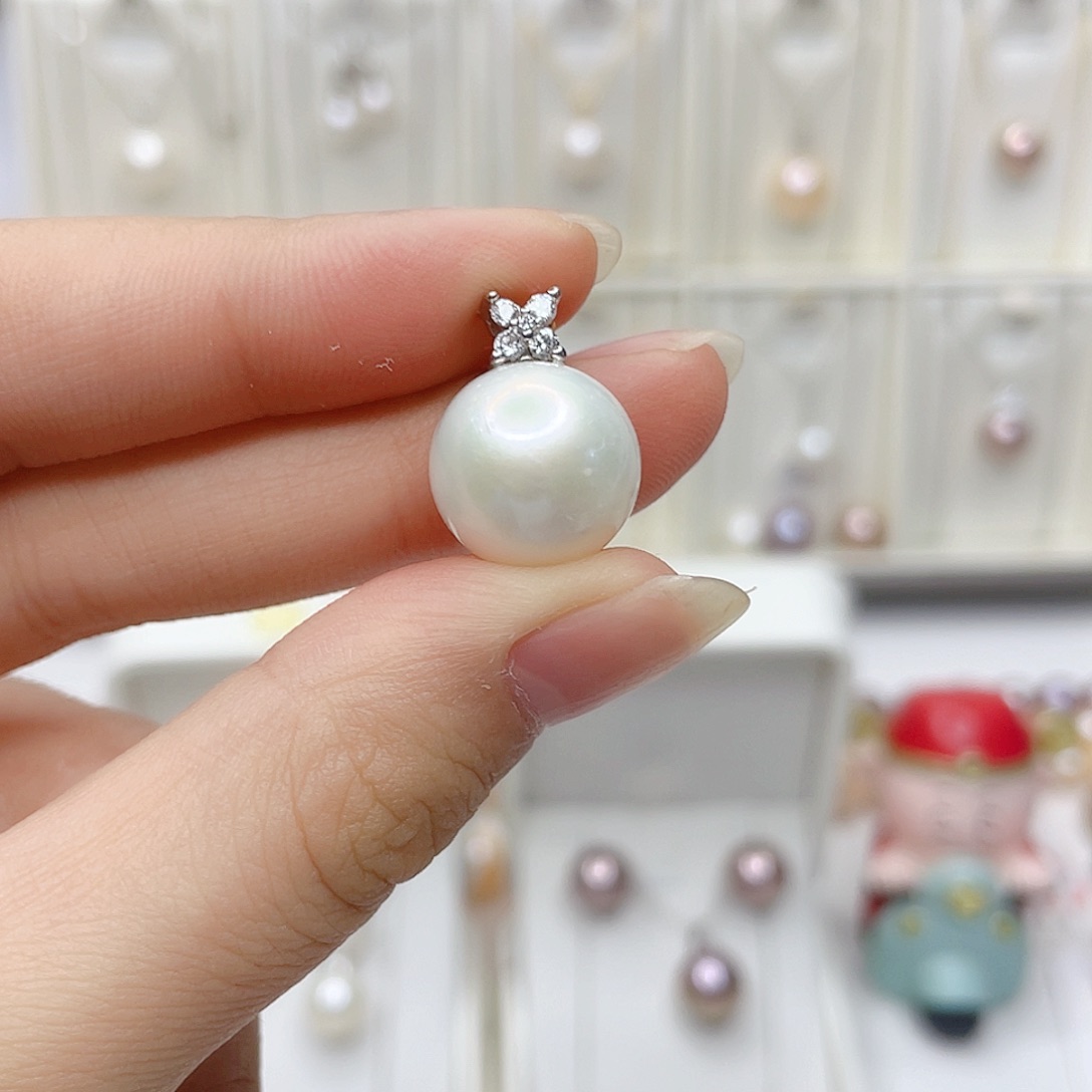 合金吊坠(赠链)淡水珍珠