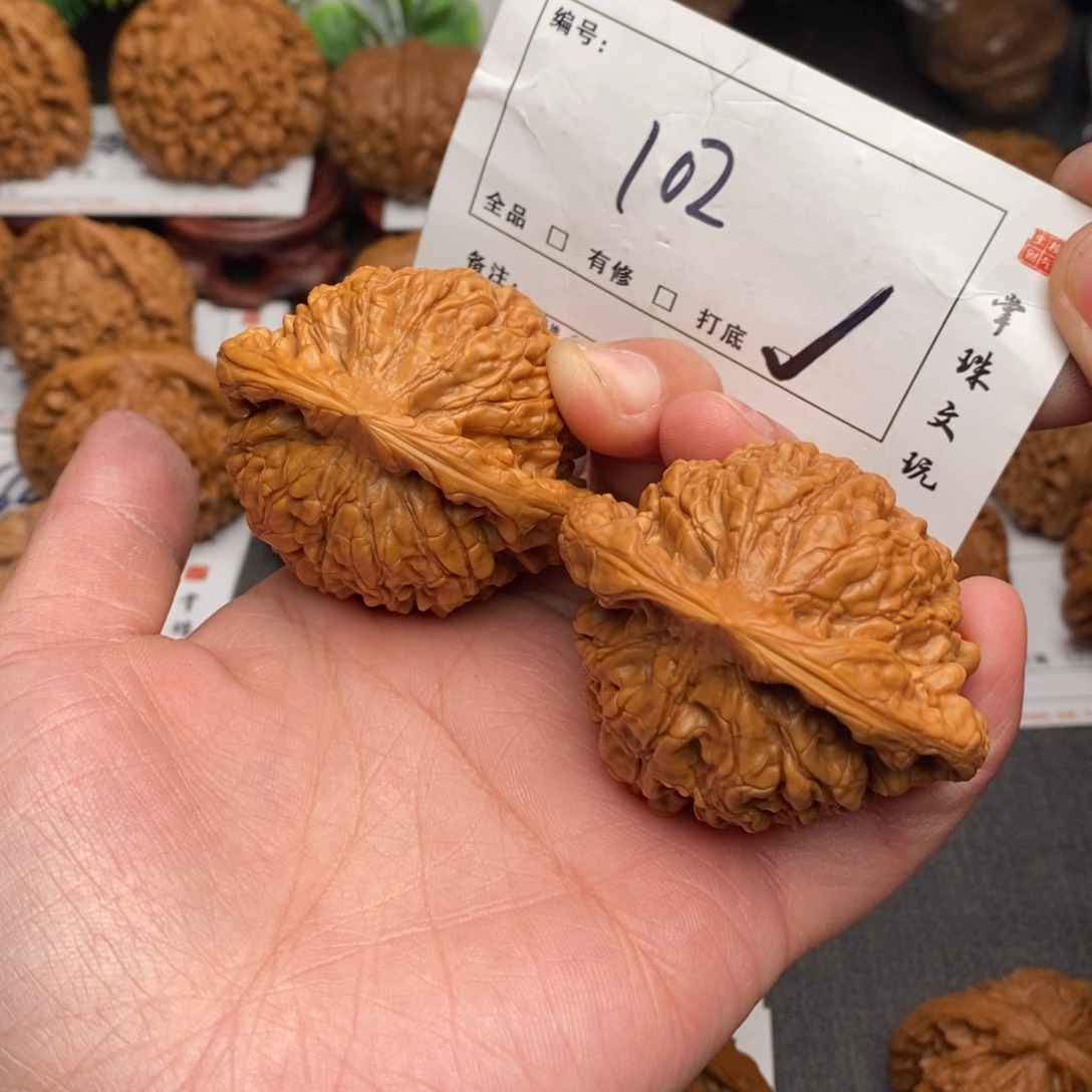 文玩核桃吊坠51官帽102