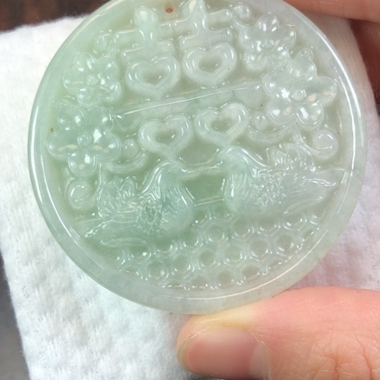 翡翠未镶嵌颈饰缅甸A货，每天下午1点半开播