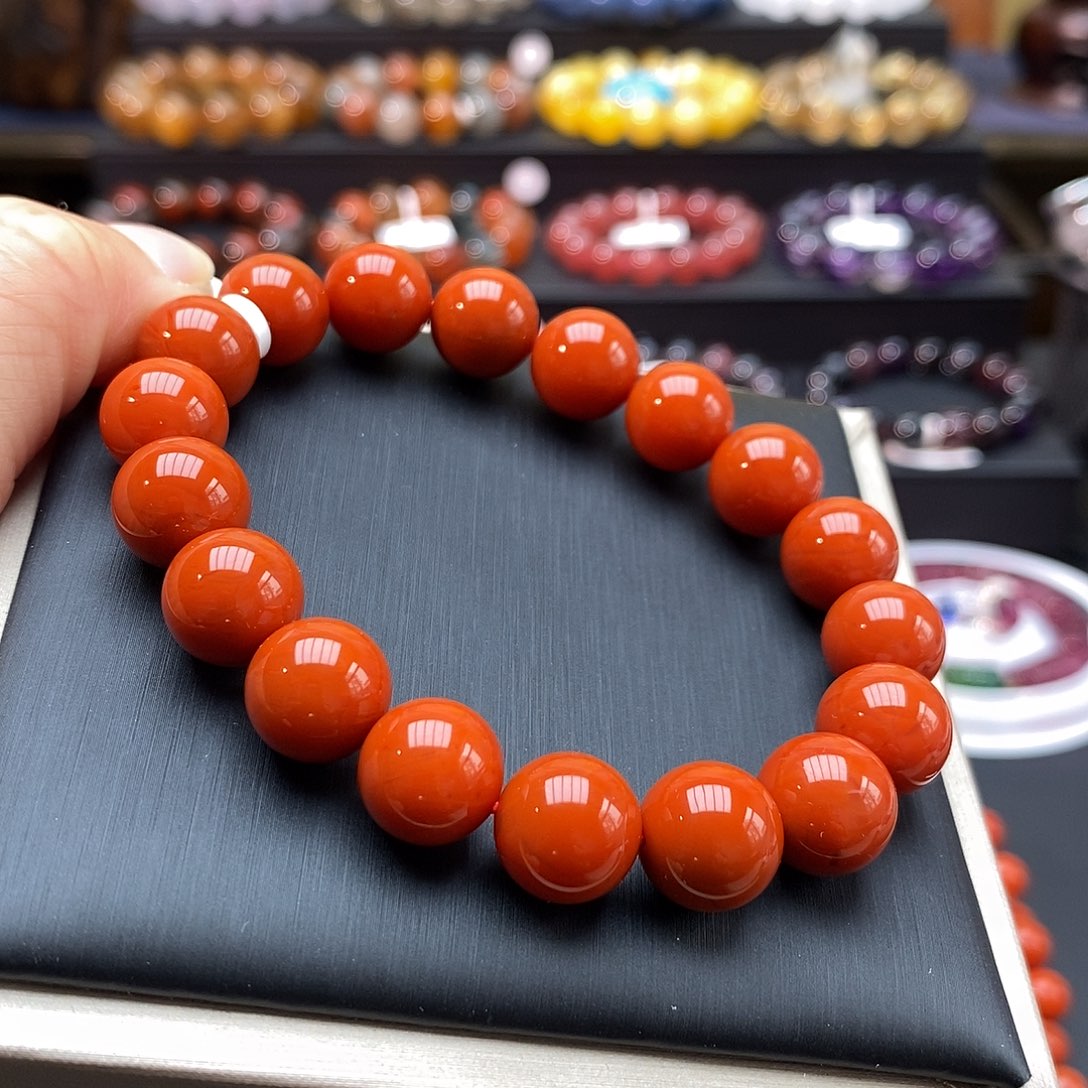 南红玛瑙手链未镶嵌