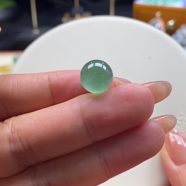 翡翠颈饰未镶嵌翡翠冰深翠绿珠卡11.2m