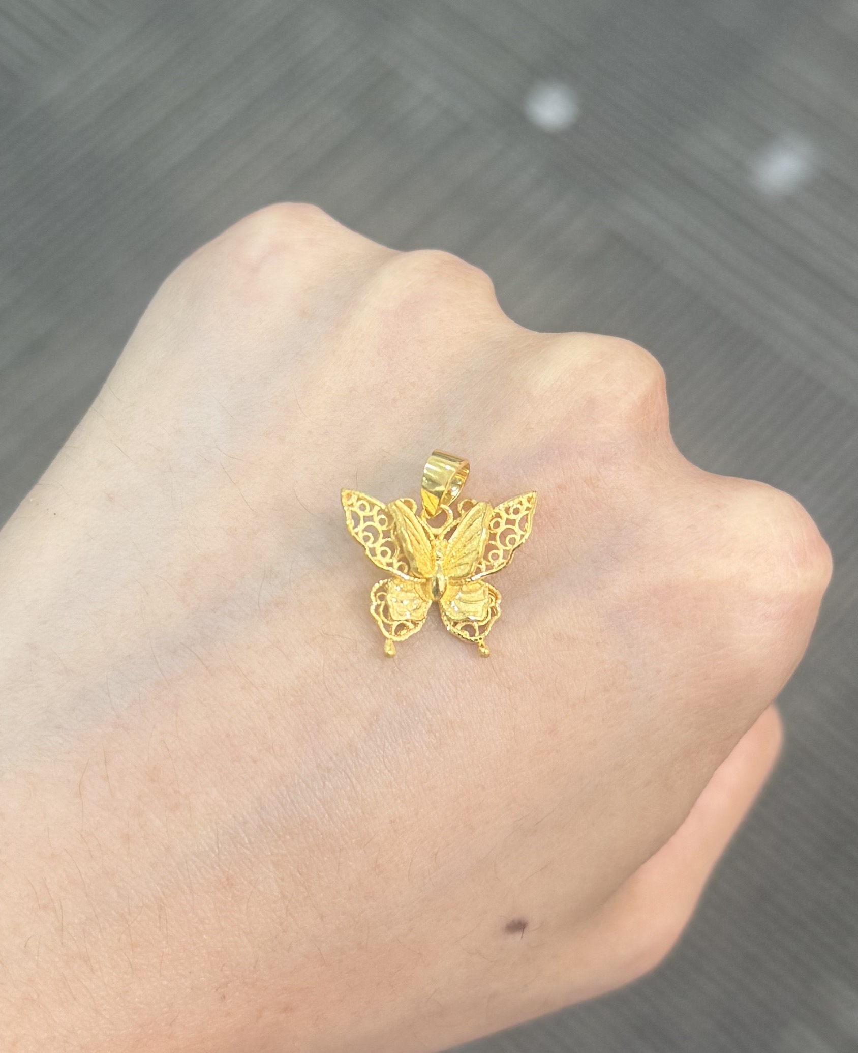 足金999 细闪蝴蝶吊坠 2.2