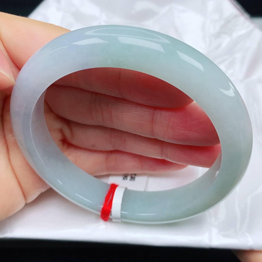 翡翠手镯未镶嵌冰糯浅绿2