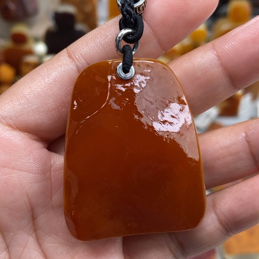 【闪购商品】琥珀颈饰未镶嵌