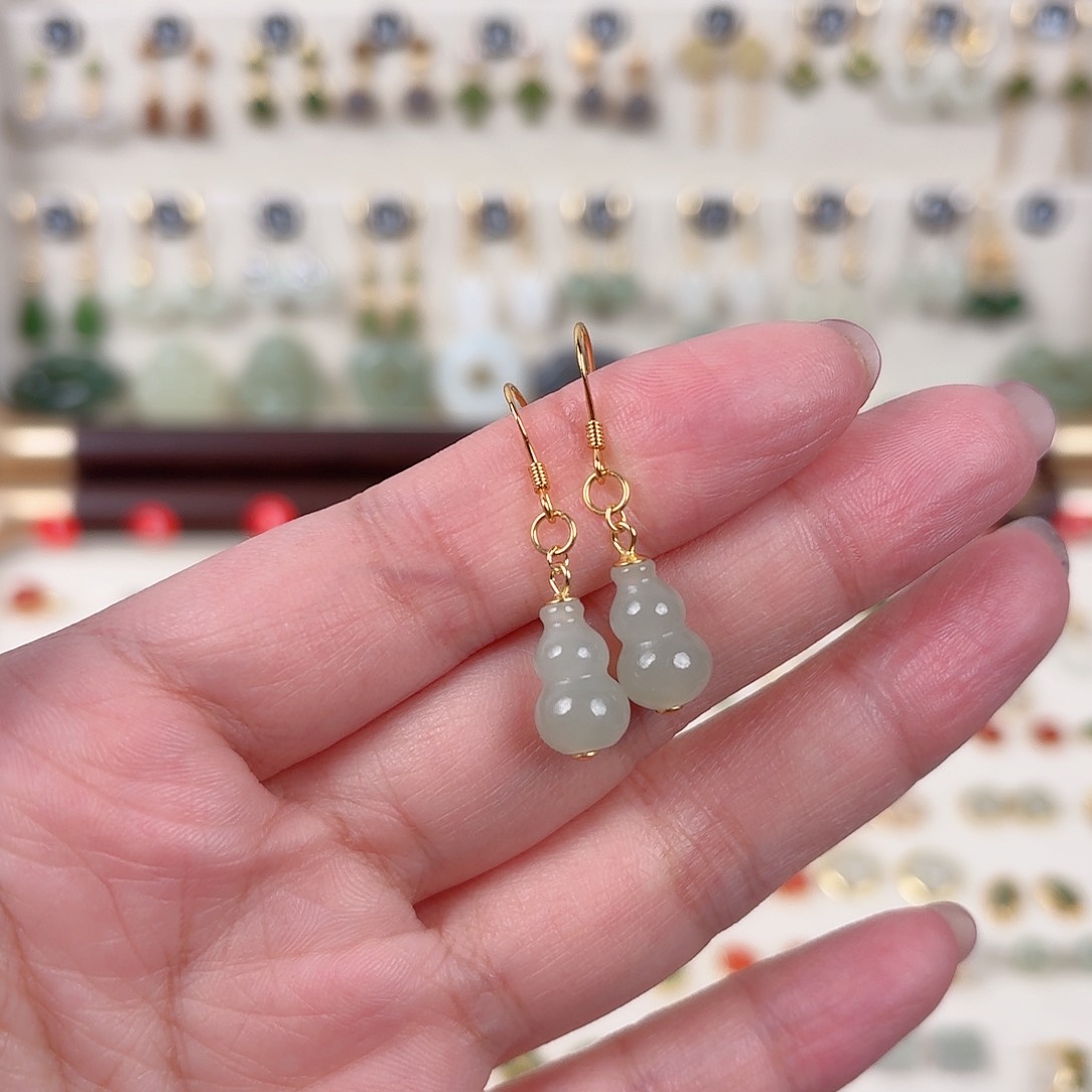 银S925镶嵌和田玉耳饰