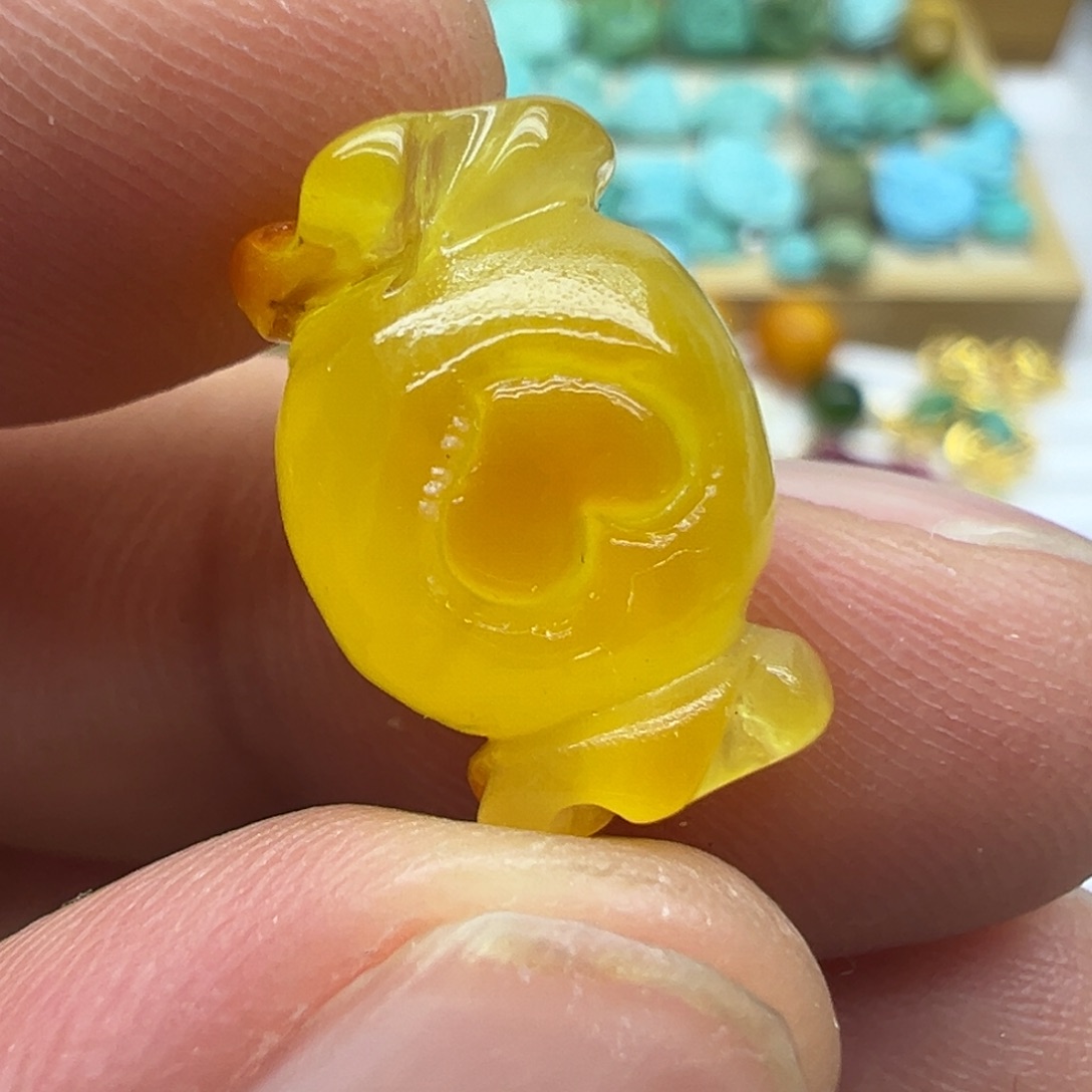 琥珀颈饰未镶嵌糖果