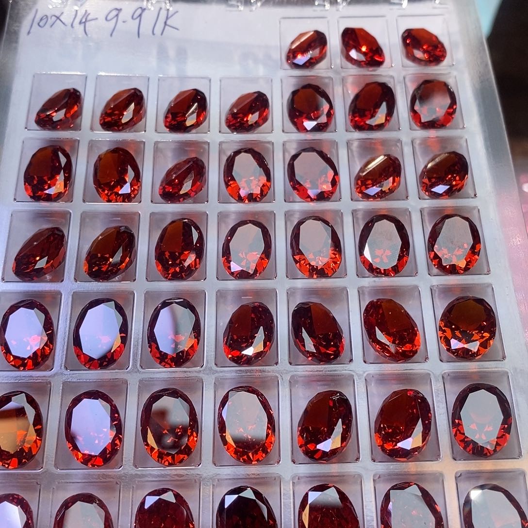 10*14 红色 1颗锆石（处理）冰花切
