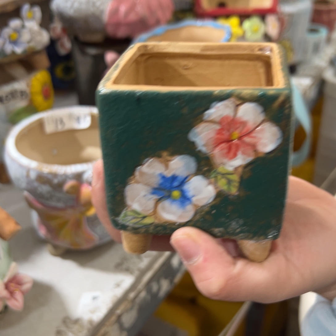 花盆，拍满20发货，退款拉黑