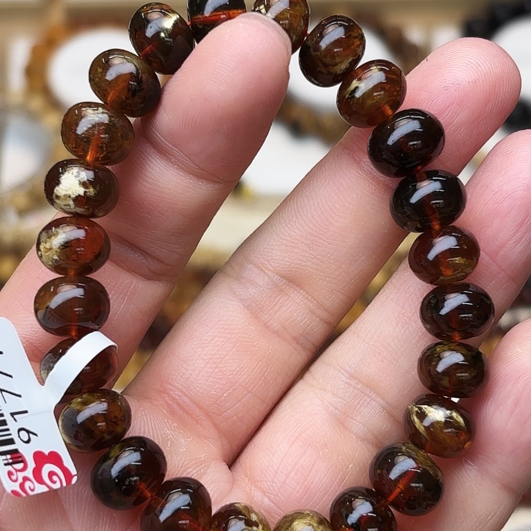 琥珀未镶嵌裸石十91771