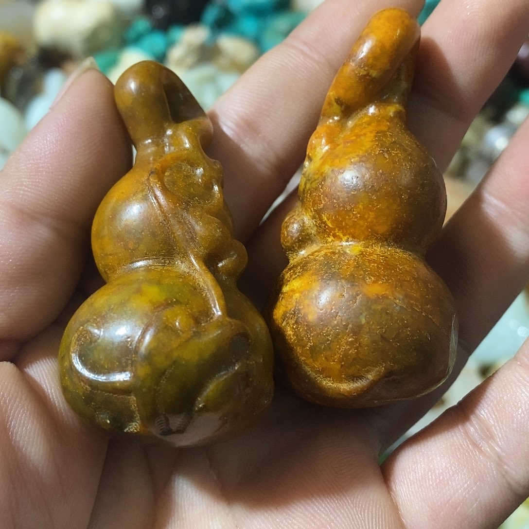 和田玉（糖玉）未镶嵌挂件
