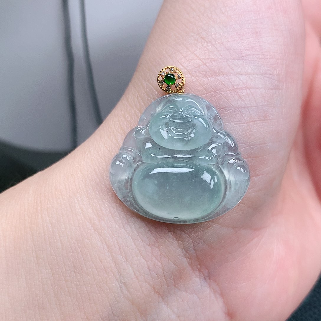 翡翠18K金镶嵌颈饰佛