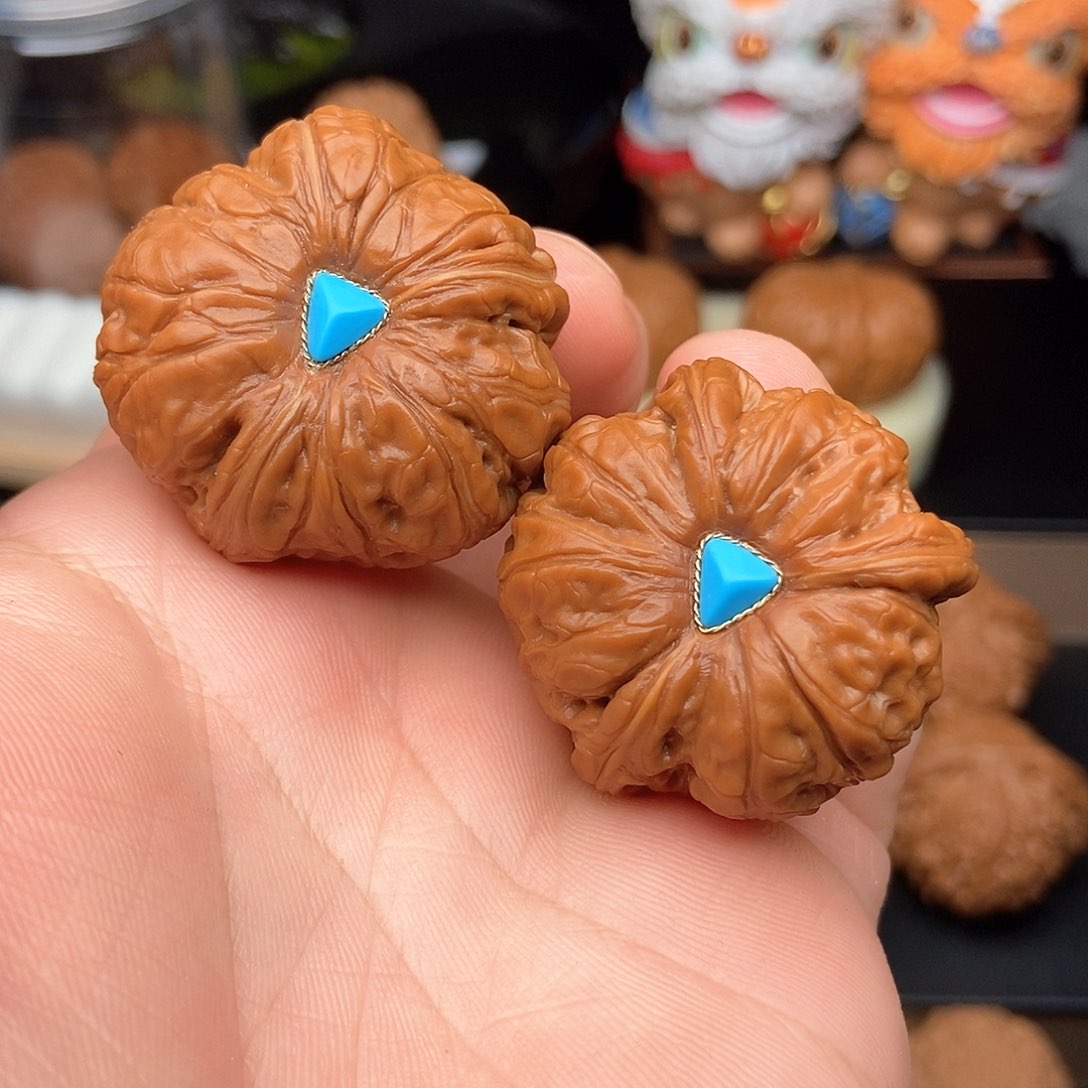 文玩核桃把件36元宝奔