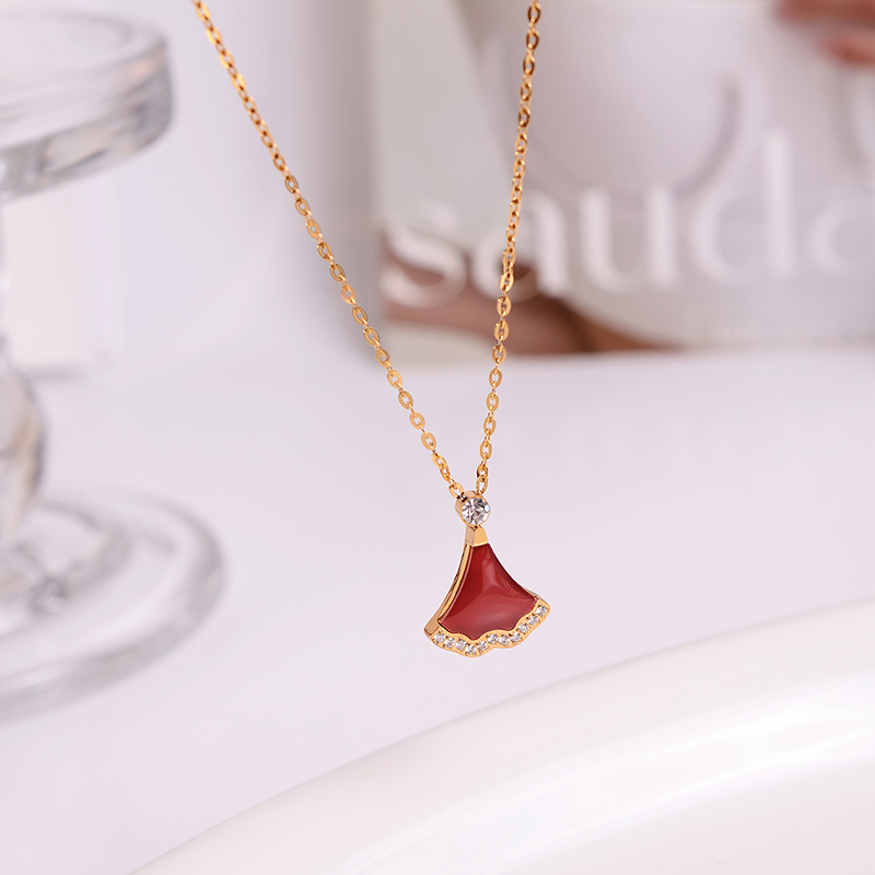 钛钢项链 安可拉红小众项链女轻奢高级感新年锁骨链红色本命年