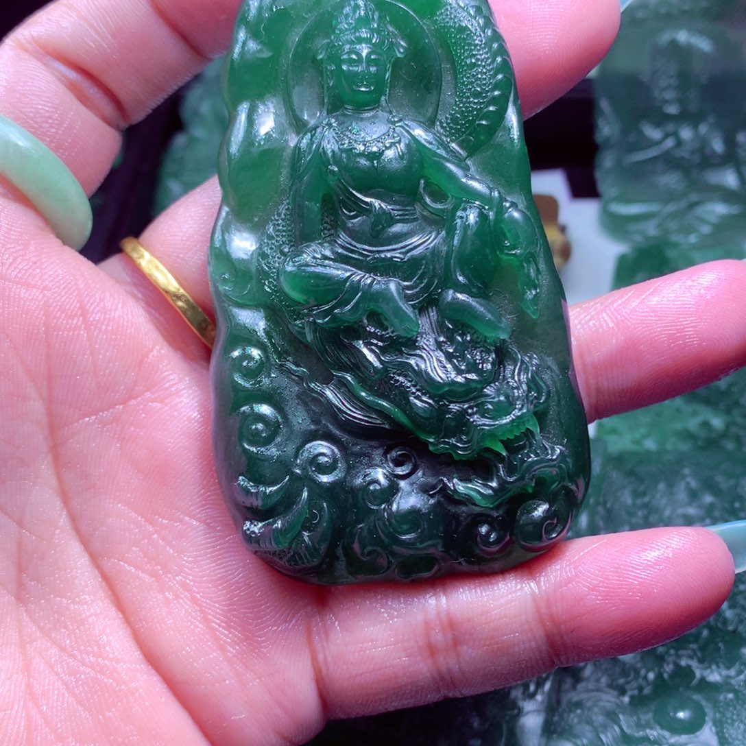 定制翡翠未镶嵌天然缅甸翡翠A货毛货挂件