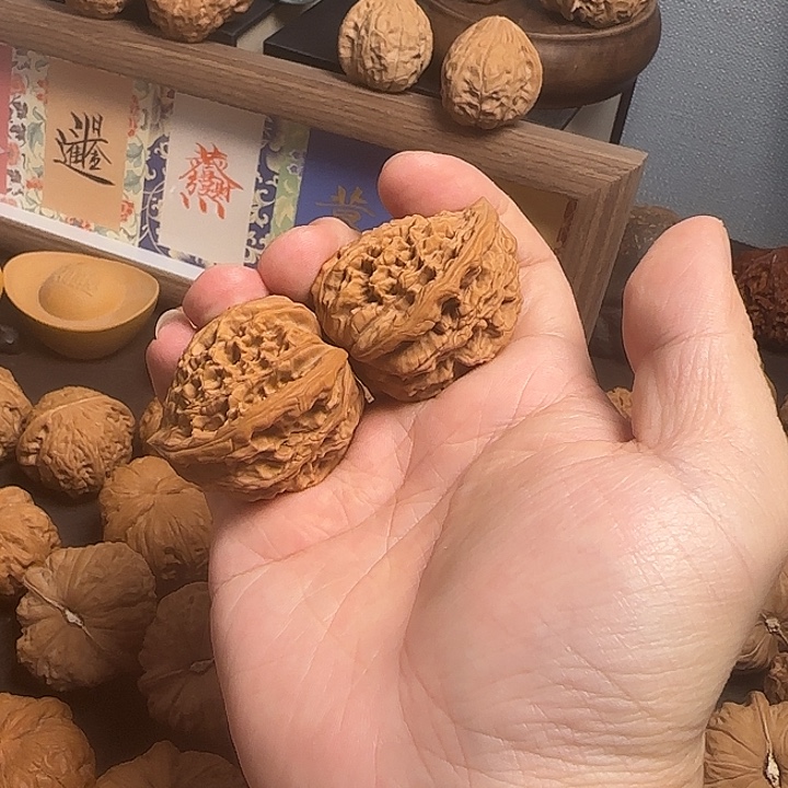 文玩核桃吊坠39精配虎头蛇