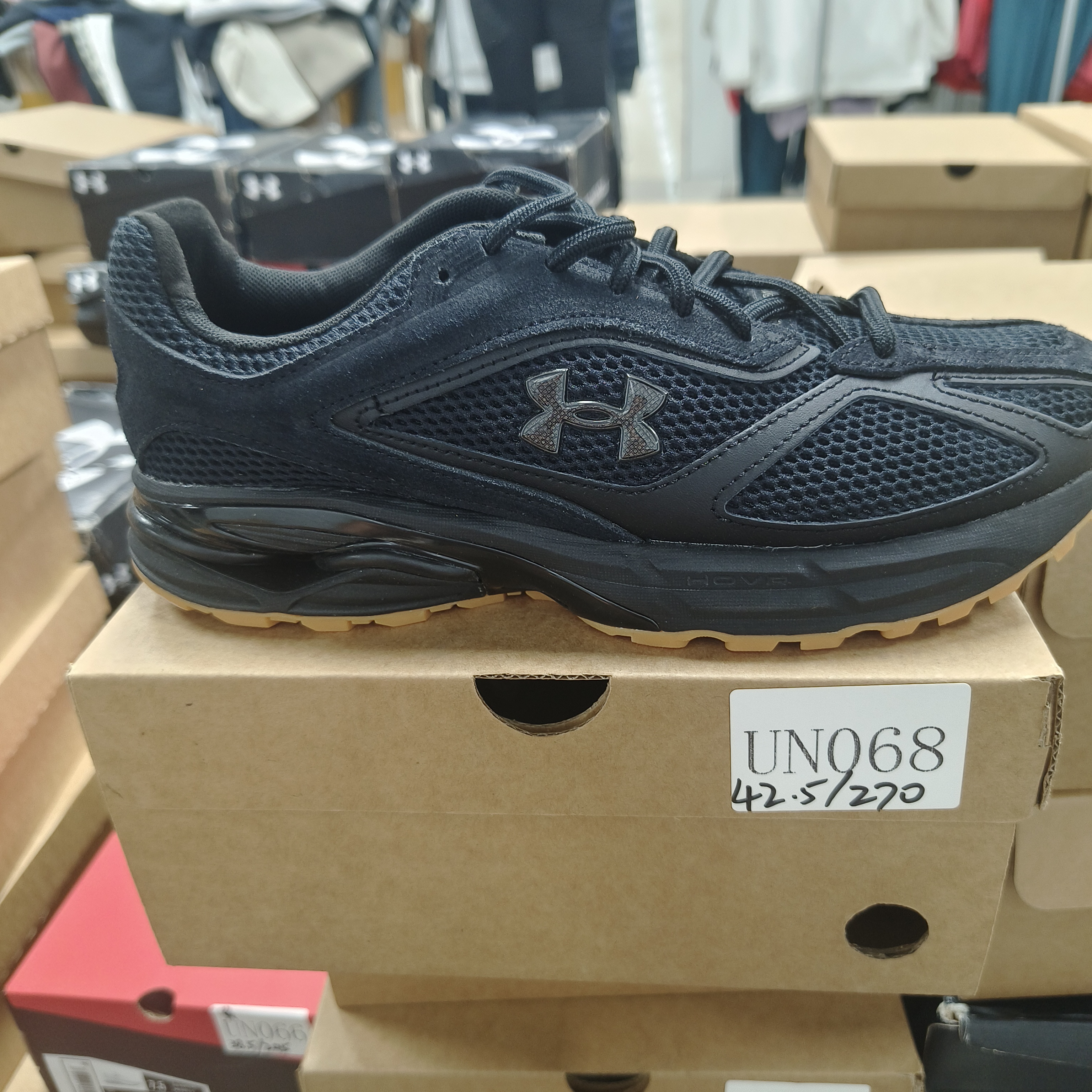 断码运动鞋-安德玛-UN068