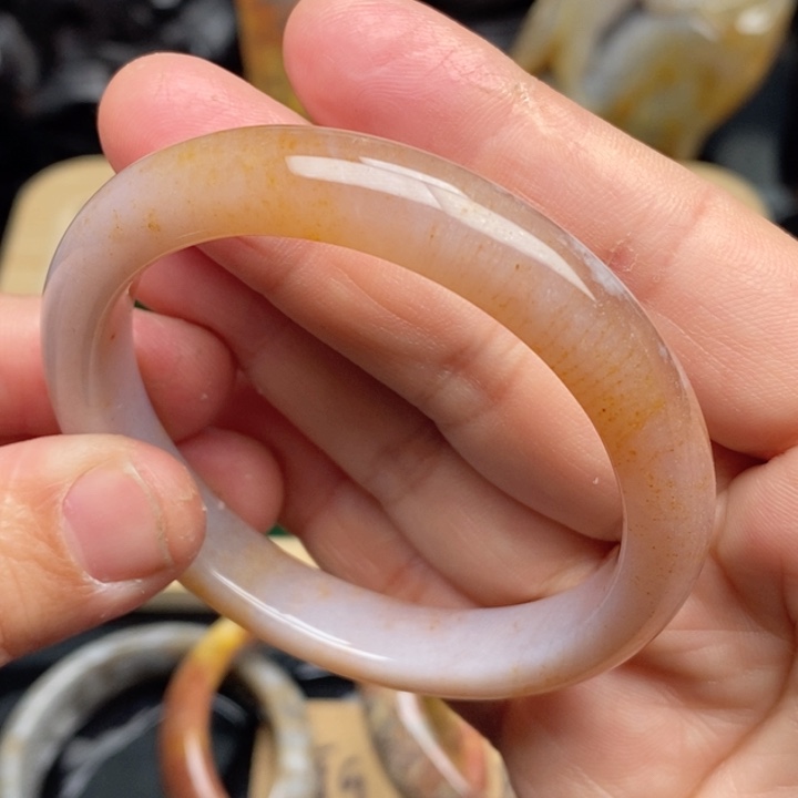 硅化珊瑚（珊瑚玉）手镯未镶嵌52