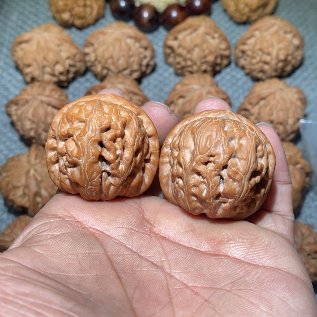 可***喝42元宝。           