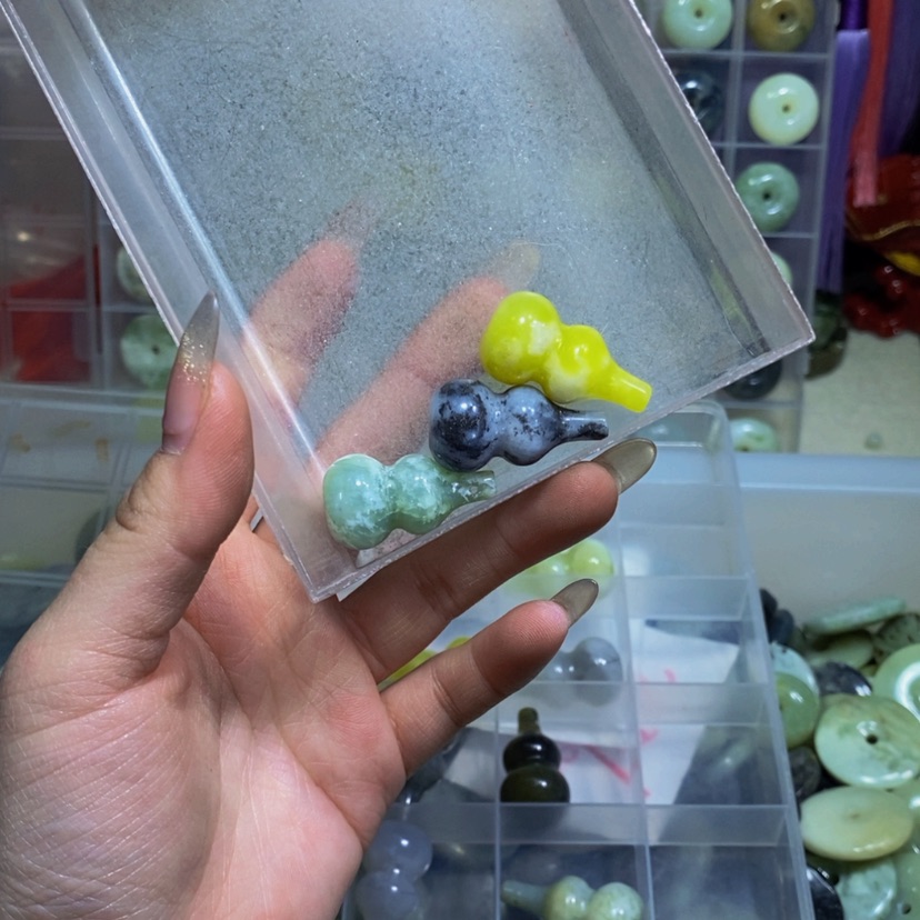 【闪购商品】蛇纹石玉其他未镶嵌41