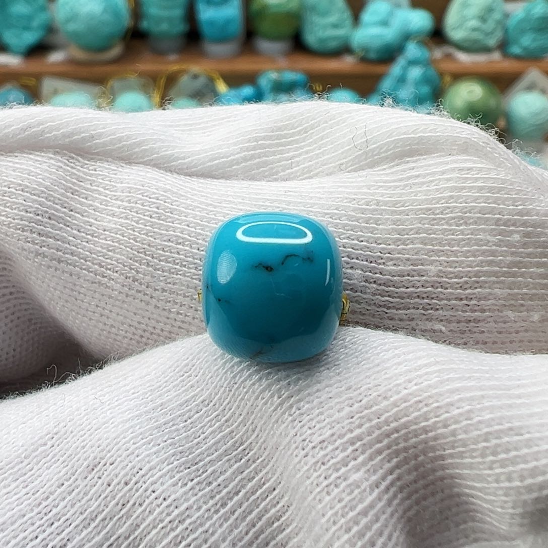 绿松石配饰未镶嵌