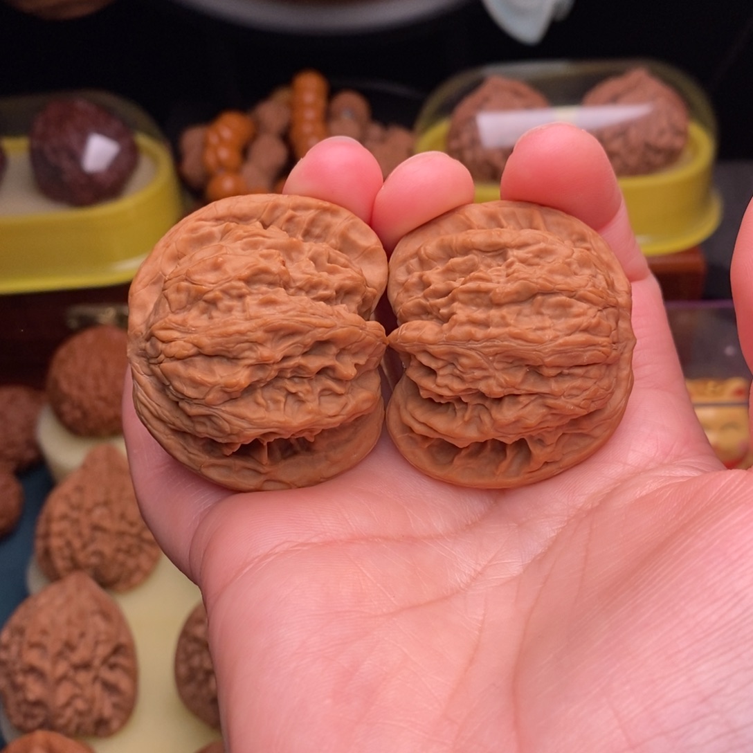 文玩核桃吊坠45野生福利