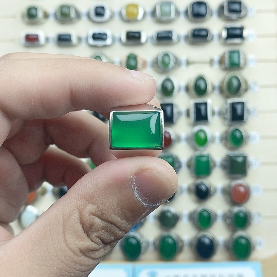 银S925镶嵌戒指玛瑙/玉髓国**叔