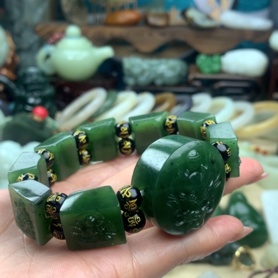 和田玉（碧玉）手牌未镶嵌