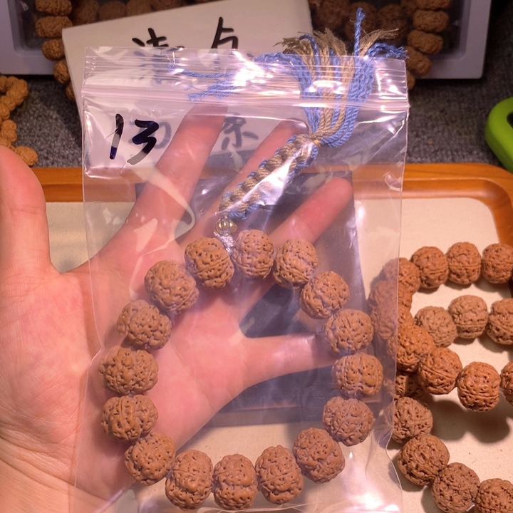 吊坠文玩核桃少**贵13 yhhjjjjjkkkk