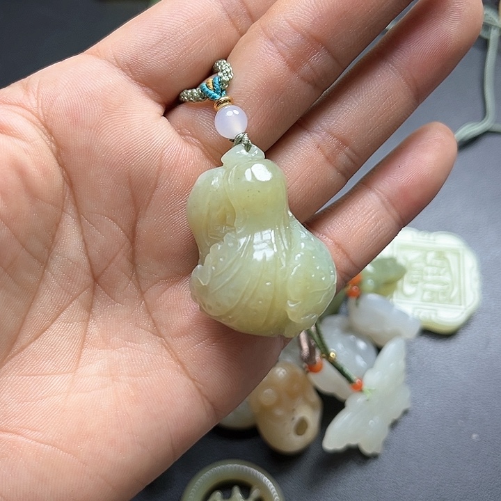 【闪购商品】和田玉未镶嵌颈饰