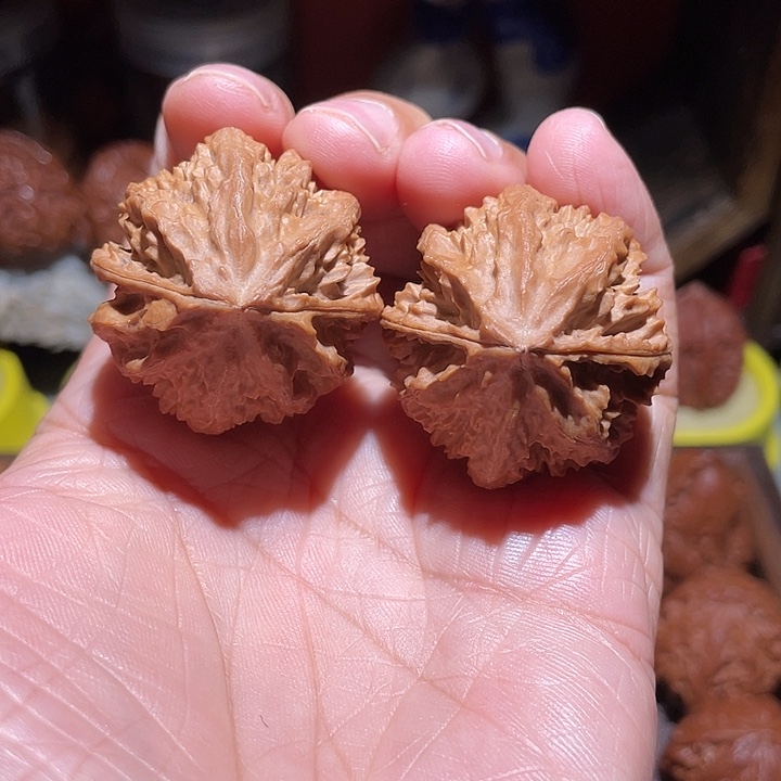 抖音直播间核桃八棱