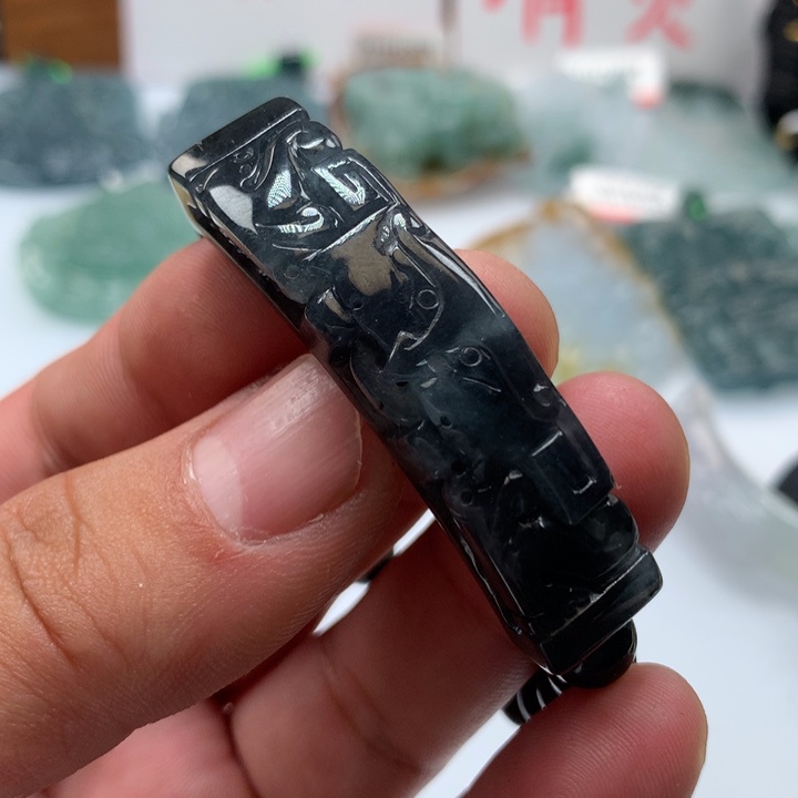 翡翠颈饰未镶嵌保真天然A货翡翠