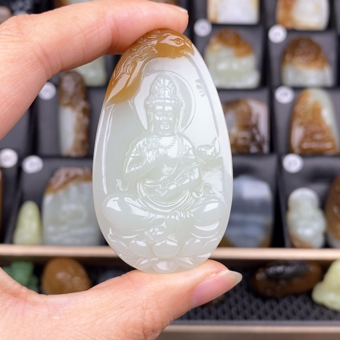 和田玉颈饰未镶嵌东*狼