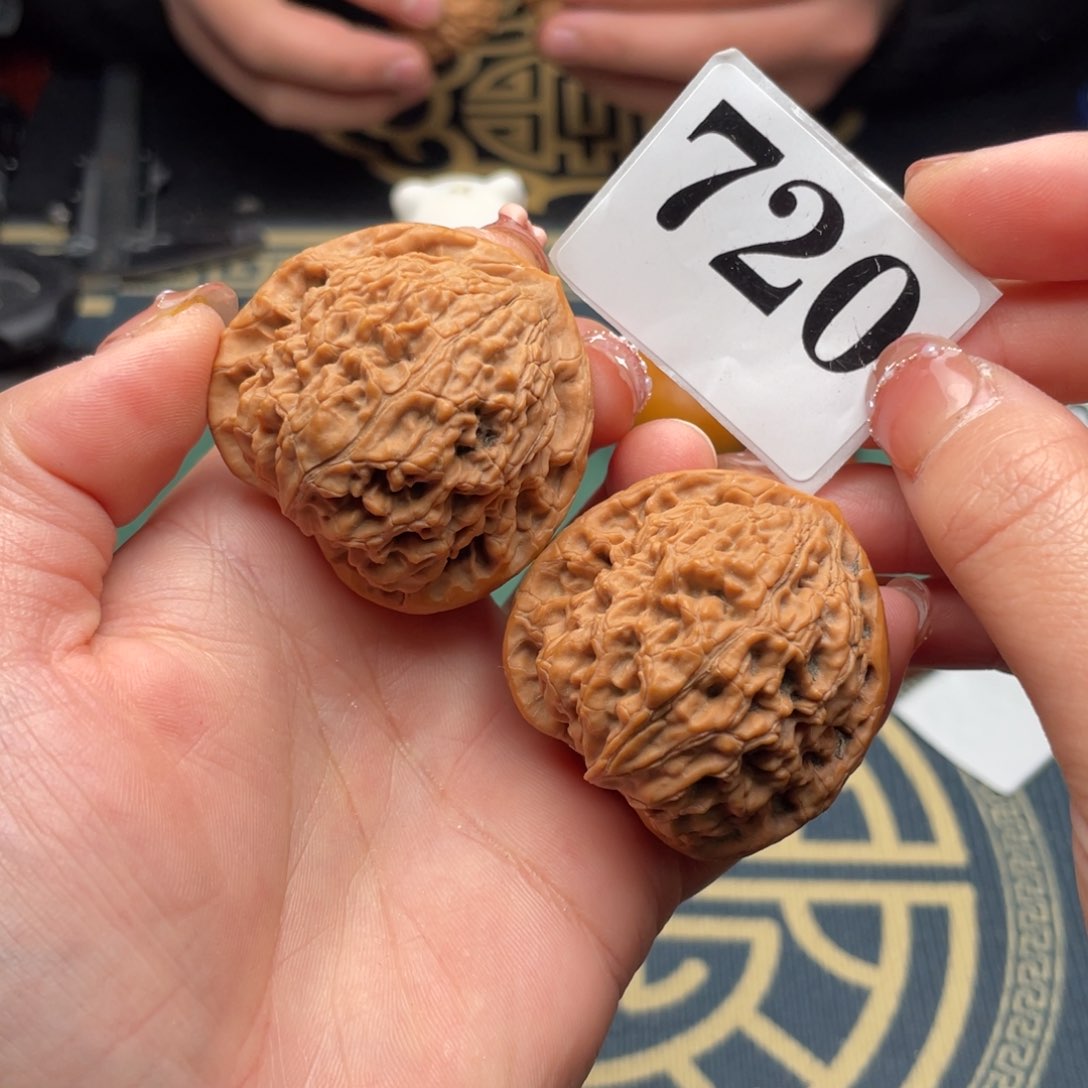 桃核把件43精品水龙纹720号