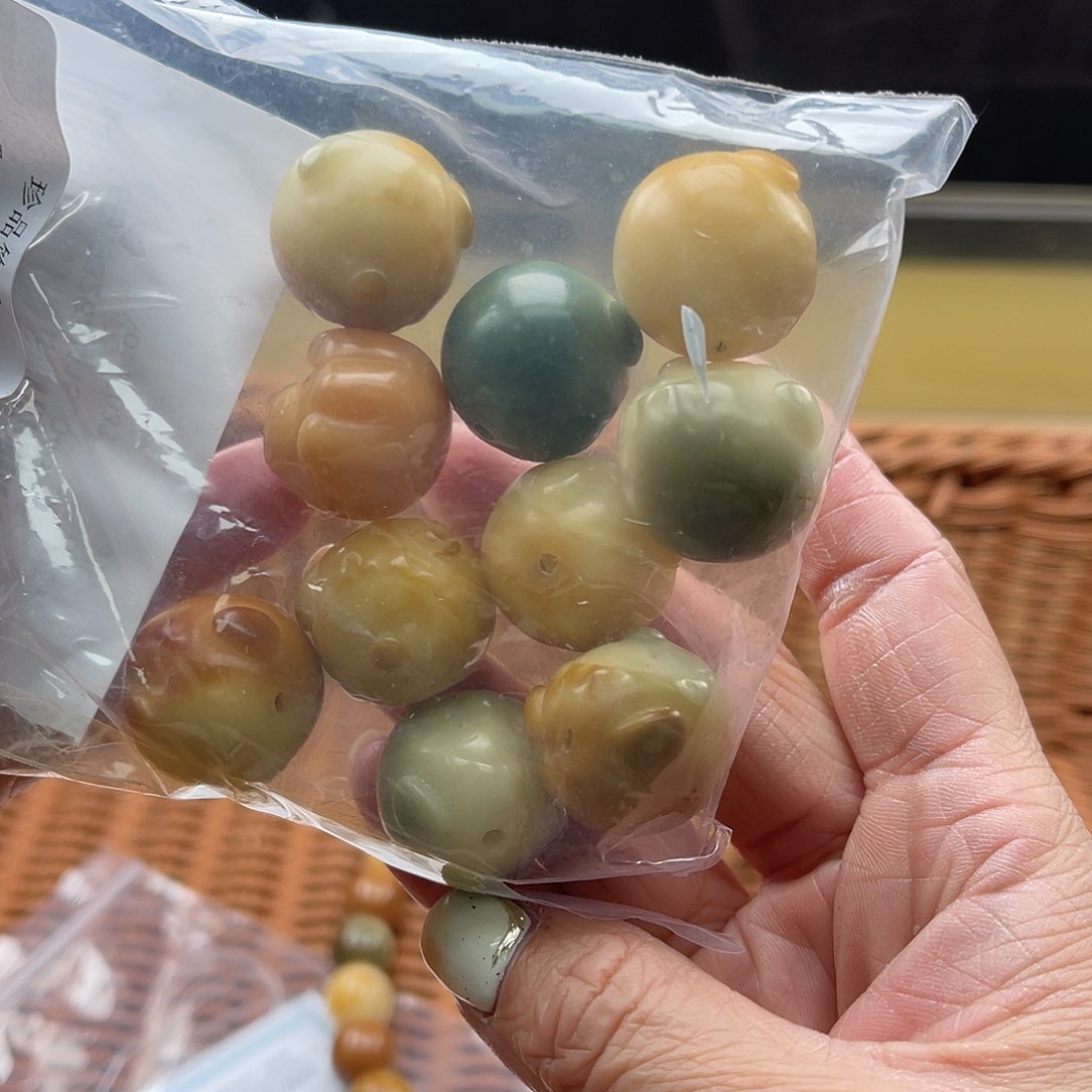 白玉菩提吊坠B/22mm/9颗