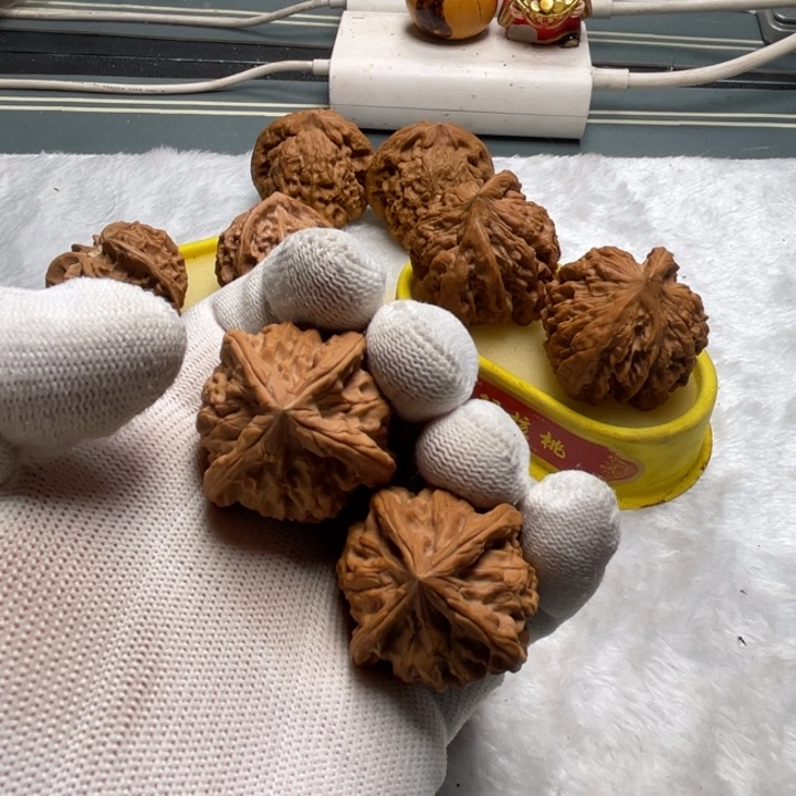 把件桃核朽*丶玉玺四棱