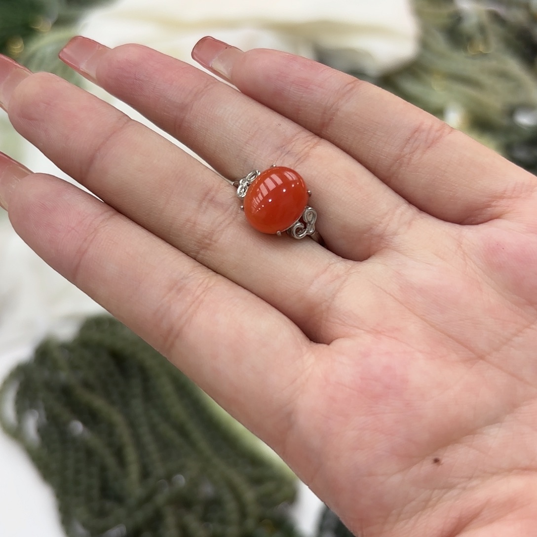 南红玛瑙未镶嵌戒指