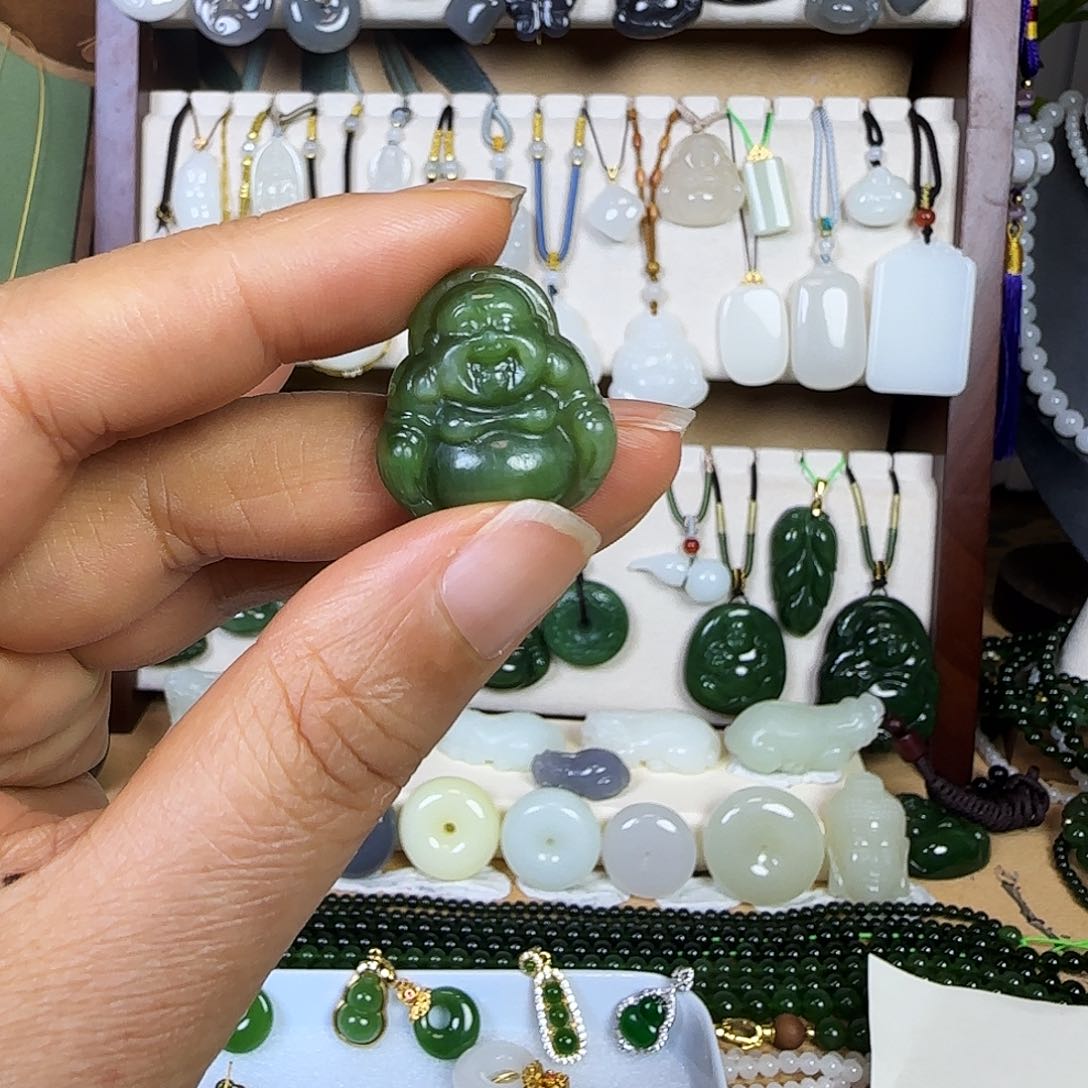 和田玉未镶嵌吊坠(不含链)