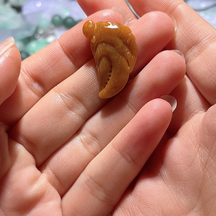 翡翠未镶嵌颈饰天然