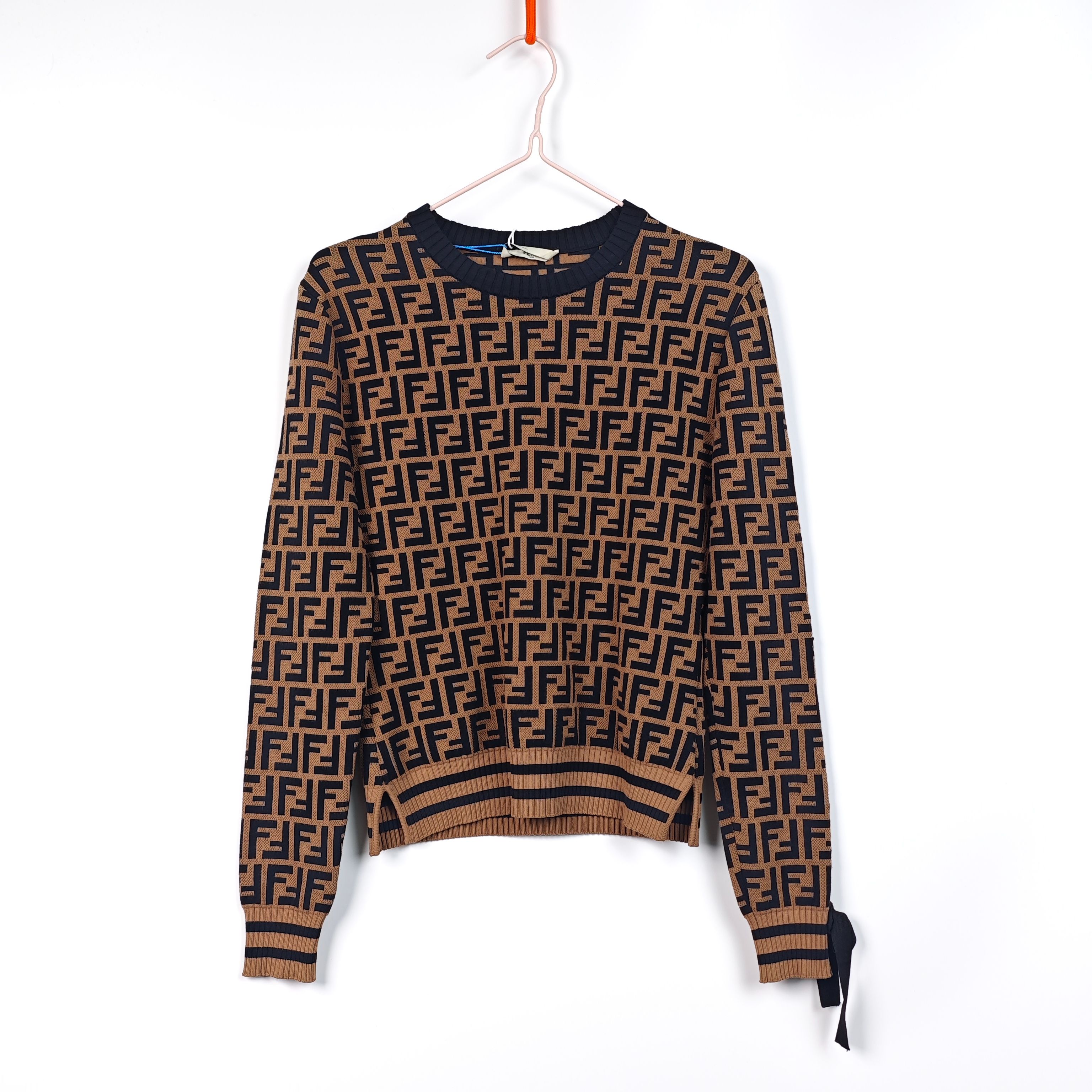 99新 FENDI/芬迪 海囤J/芬迪上衣/38码/ds58105