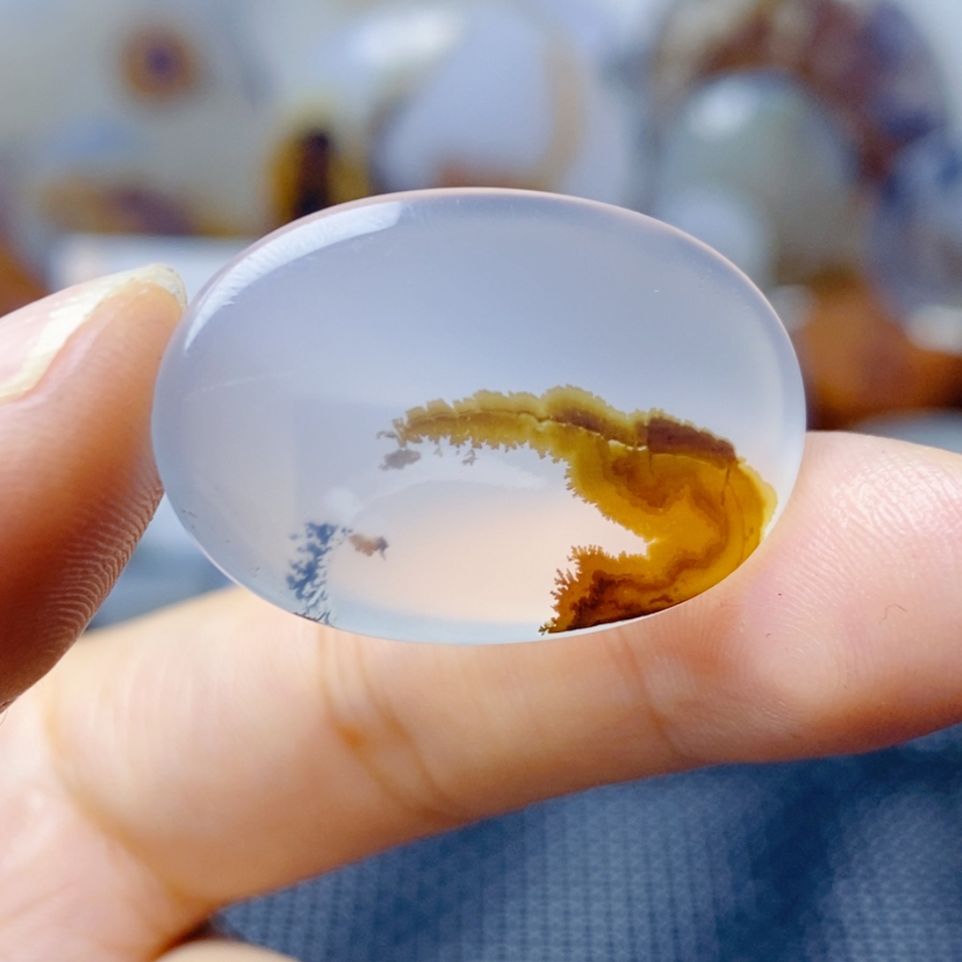 玛瑙/玉髓未镶嵌珠宝奇石