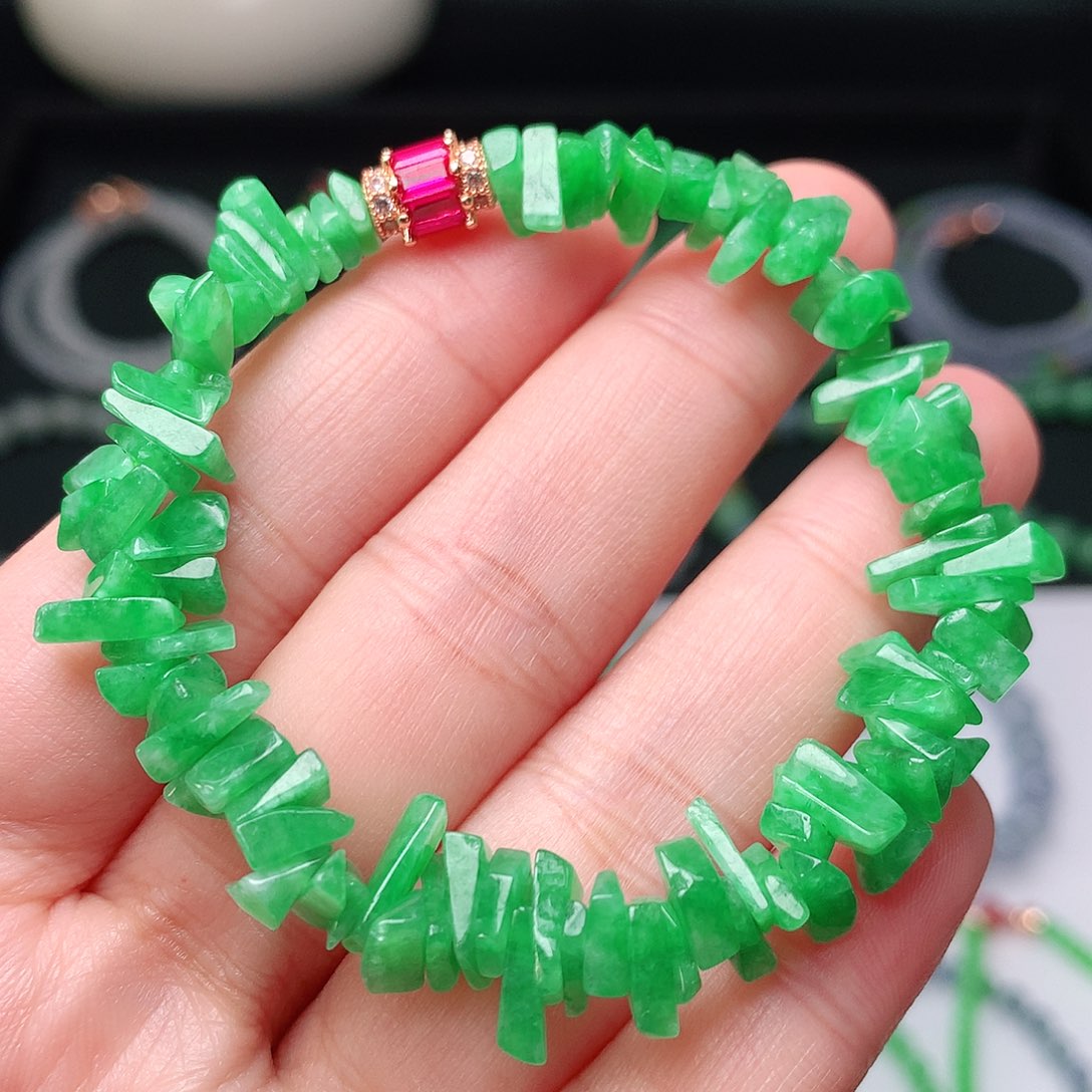 翡翠手链未镶嵌翡翠