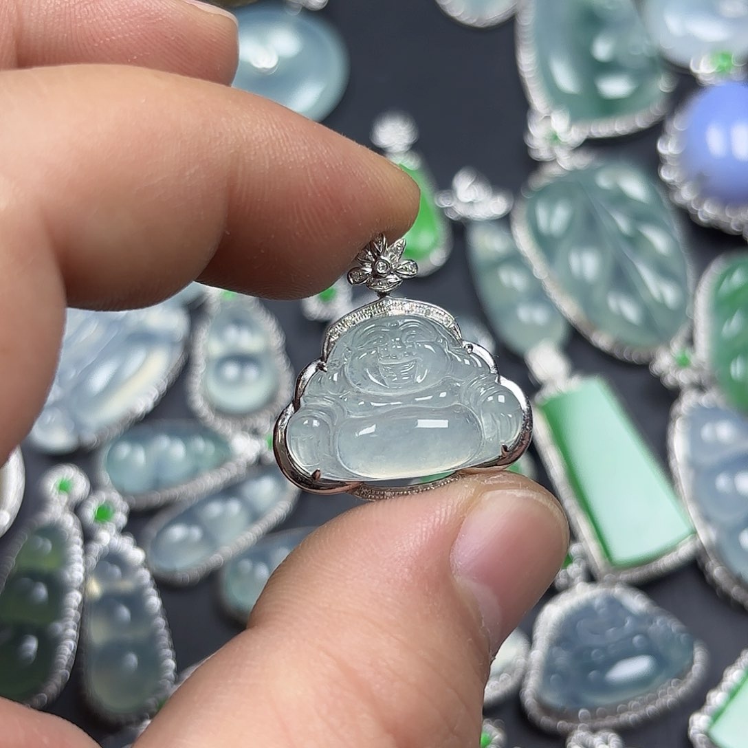 翡翠颈饰18K金镶嵌天然缅甸A货翡翠