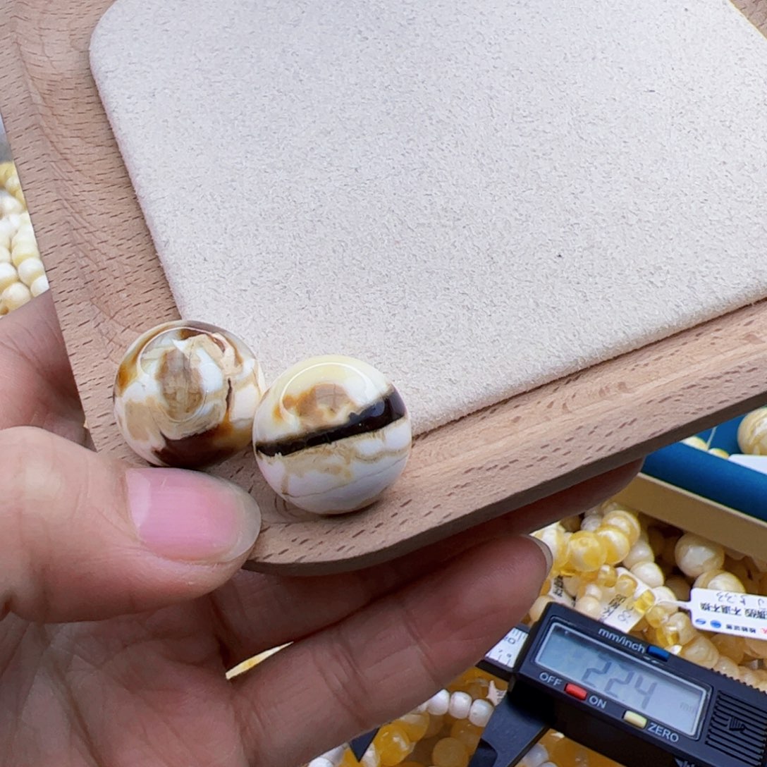 琥珀手链未镶嵌V**生6.18，对珠