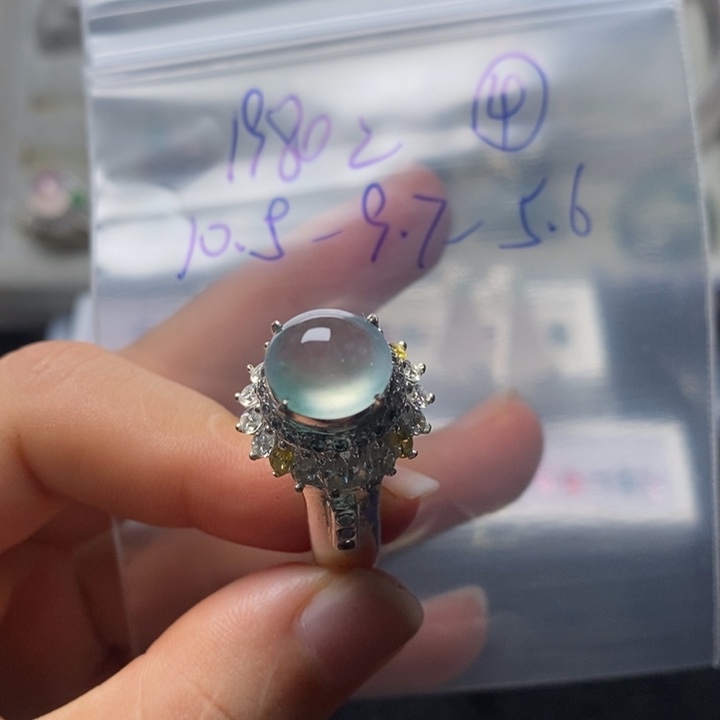 未镶嵌定制翡翠不退不换