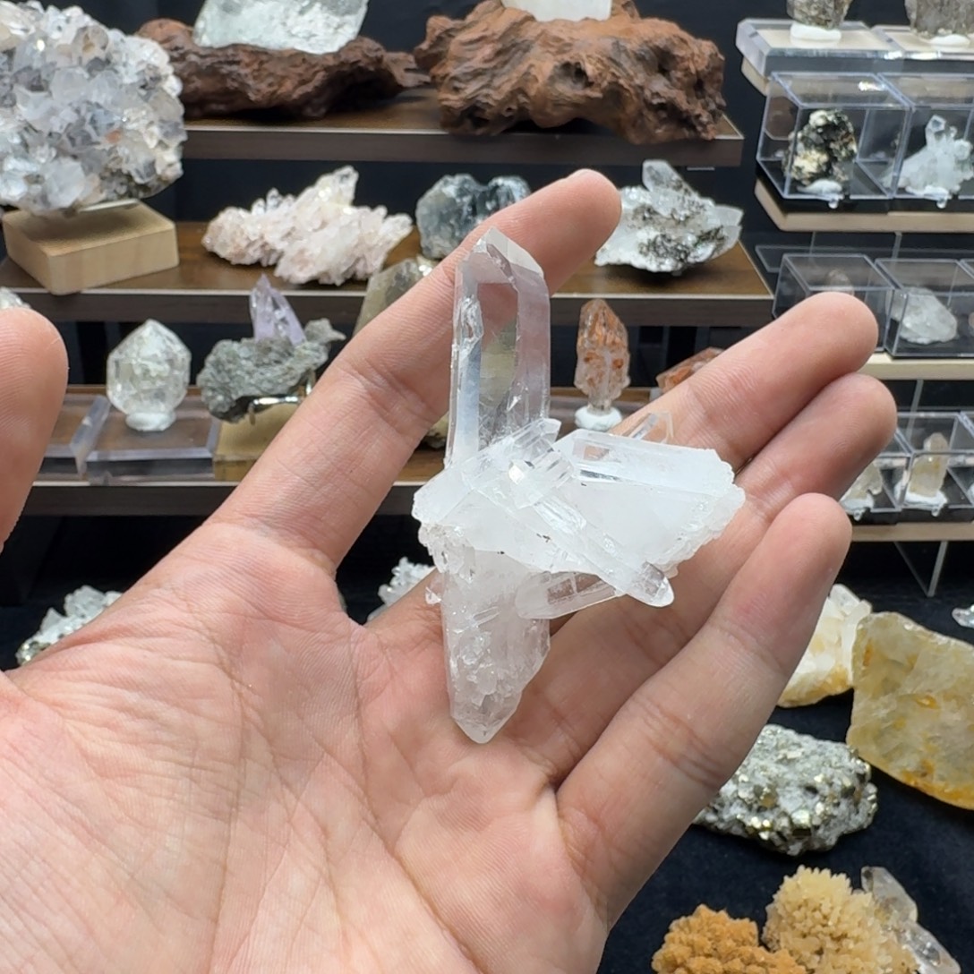 珠宝半成品水晶未镶嵌