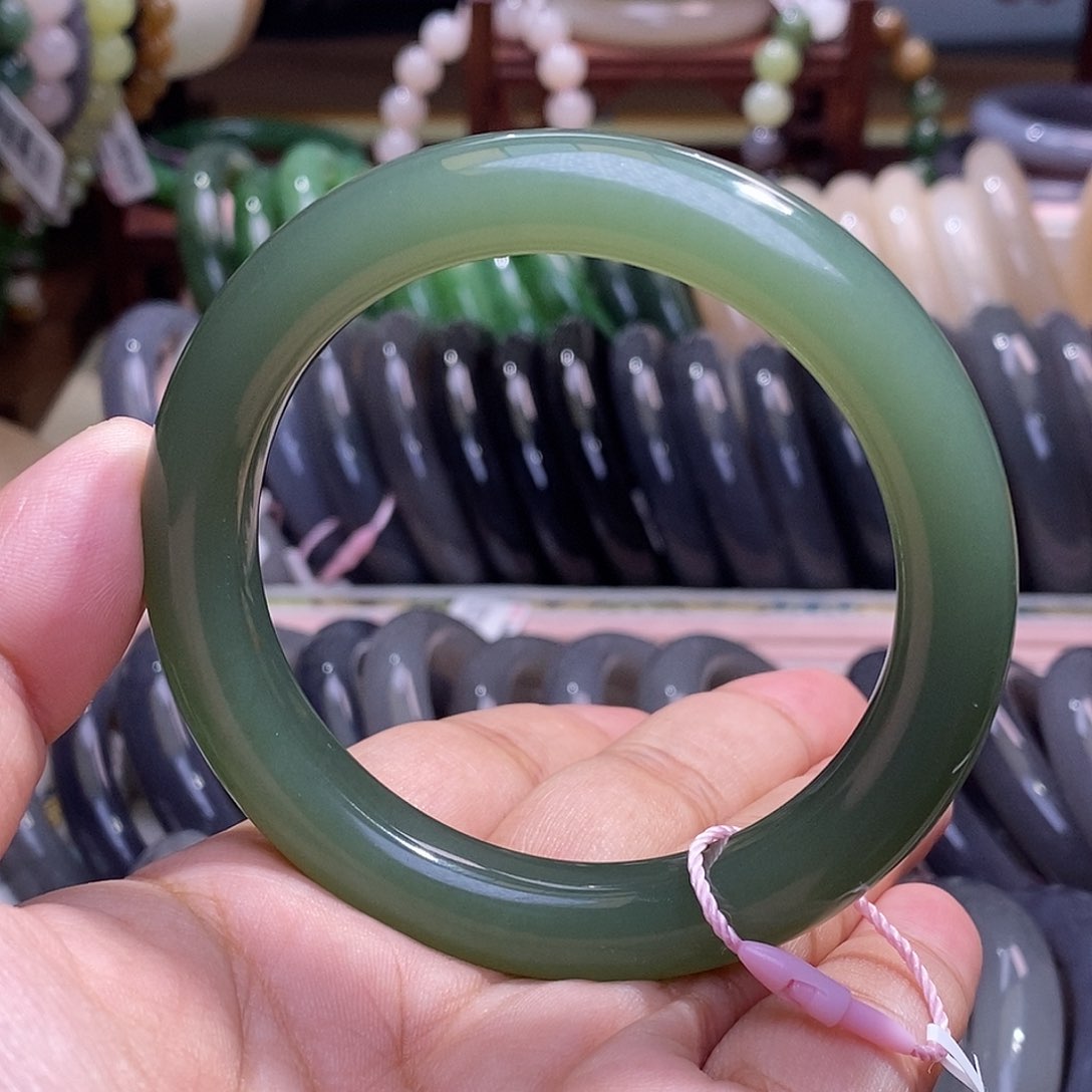 和田玉未镶嵌收藏级冰晴水老矿料高冰湖水绿手镯58