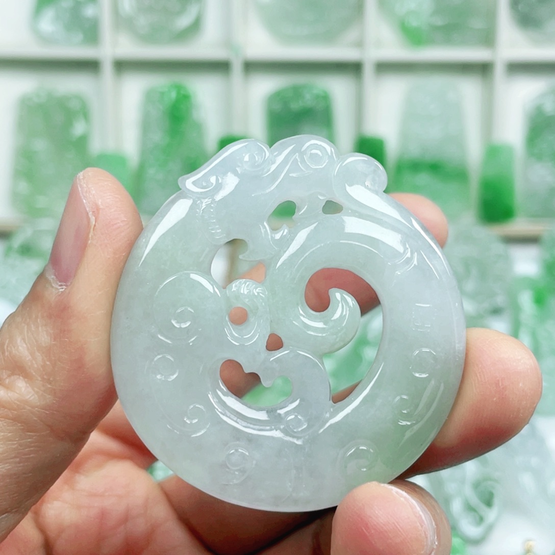 翡翠吊坠(不含链)未镶嵌