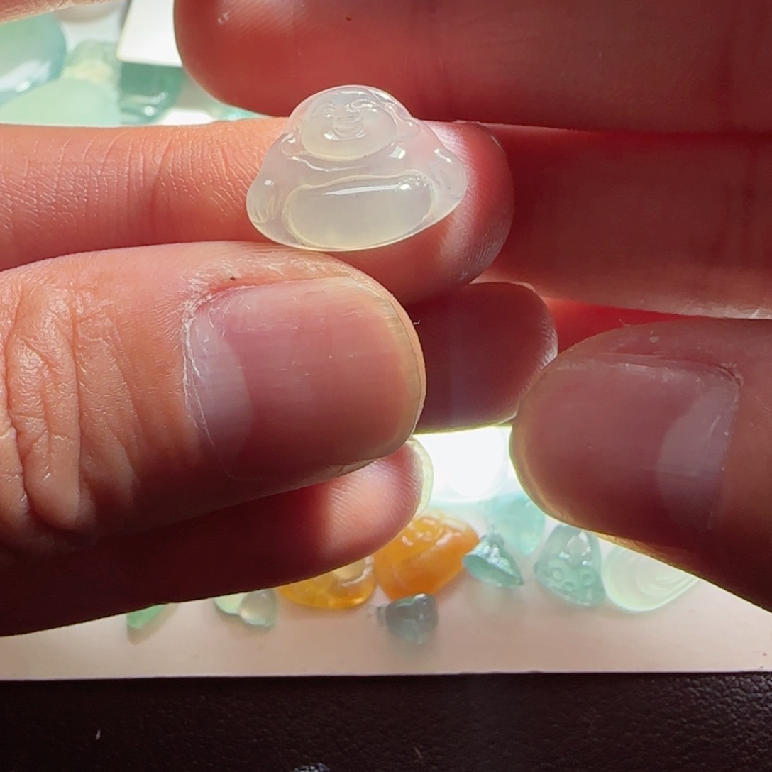 定制翡翠未镶嵌缅甸天然翡翠佛